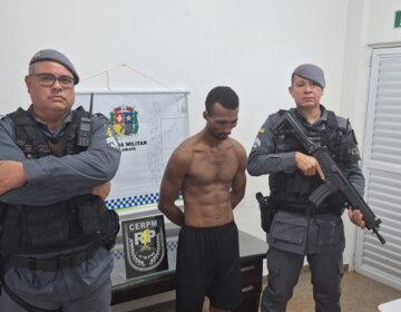 Detento que escapou pelo forro do presídio é recapturado