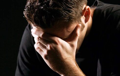 A queda de quem se acha grande