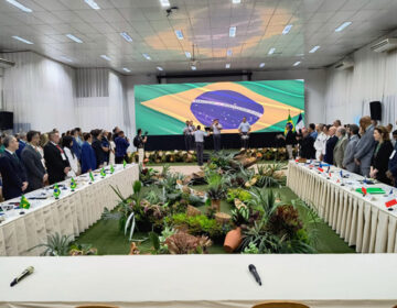 Amapá pede fim do visto em encontro com a Guiana