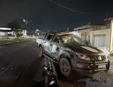 Durante operação, viatura do Bope capota
