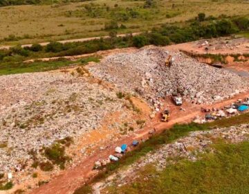 Crise no lixão: empresa que gerencia aterro não recebe há 5 meses da prefeitura