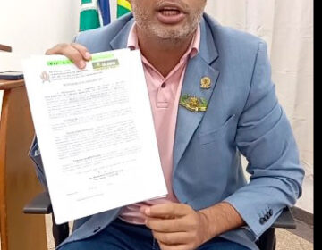 Após suposta foto de cueca, vereador é afastado
