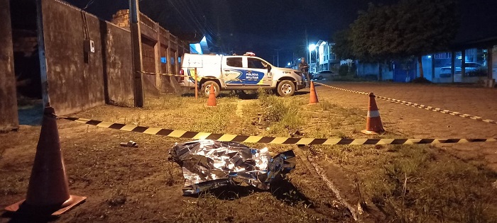 Jovem é morto com tiros na cabeça em área de tráfico disputada por facções