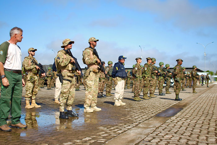 Forças de segurança nacional e estadual integram combate crimes na fronteira do AP