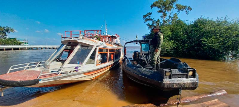 Lancha e passageiros assaltados por ratos d’água são encontrados