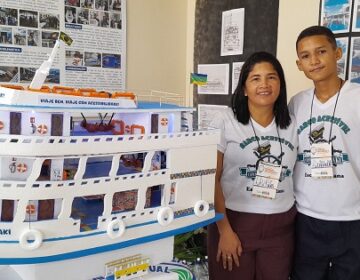 Estudante do ensino especial cria protótipo de barco acessível para autistas e cadeirantes