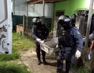 Após roubo de celular e furto de moto, um assaltante morre e outro fica ferido