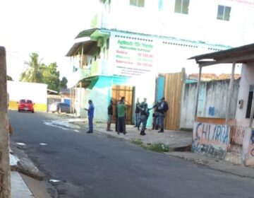 Corpo é encontrado concretado em terreno baldio em Santana