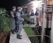 Criminoso que assaltou casal de policiais morre em tiroteio