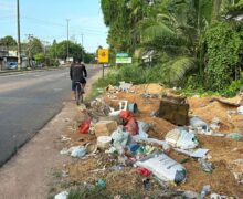 Lixeira começa a se formar em Área de Proteção Ambiental da Fazendinha