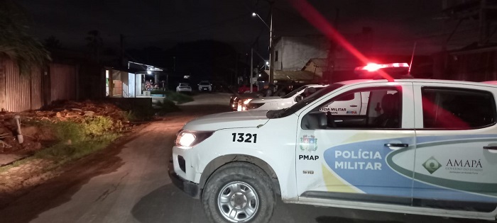 Assaltante morre em tiroteio com policiais militares no Rabo da Gata