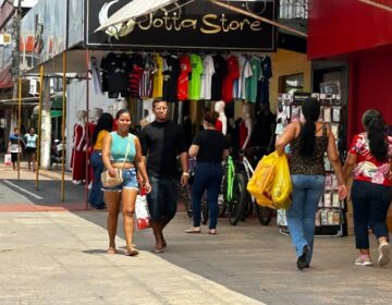 Aniversário, 13º e festas de fim de ano devem aquecer vendas em 40% em Santana, diz CDL