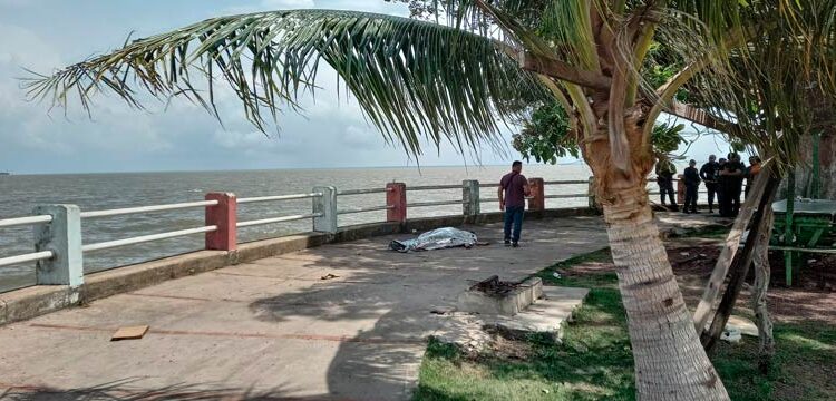 Homem é assassinado a tiros na Orla de Macapá após desentendimento