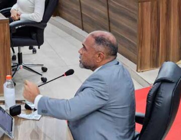 Eleição antecipada da Câmara vira batalha judicial