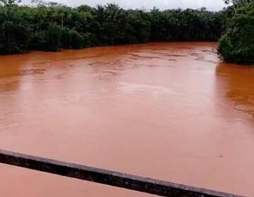 Laudo aponta mercúrio em rio atingido por barragem de garimpo ilegal