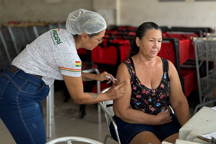 Após óbito por febre amarela, Macapá realiza vacinação itinerante; confira locais