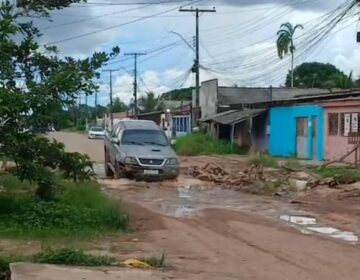 Buracos, abandono e um terminal caindo aos pedaços