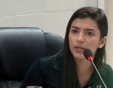 Vereadora pede respeito e diz sofrer ‘perseguição doentia’ de colega