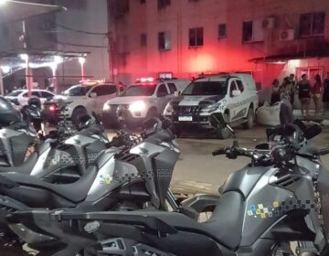 Detento em condicional corre ao ver patrulha, mas tropeça, cai e acaba preso com drogas