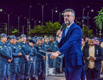 Clécio anuncia concurso para Oficiais da PM e Bombeiros após 15 anos de espera