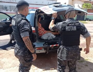 Distribuidora de drogas é flagrada com 10 kg de crack pelo Bope