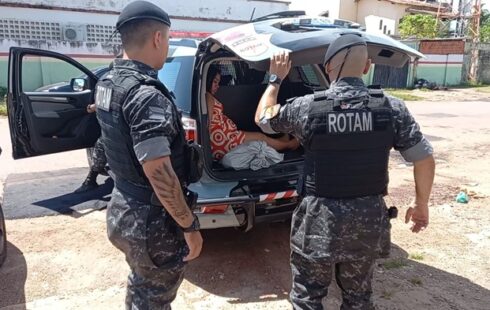 Distribuidora de drogas é flagrada com 10 kg de crack pelo Bope