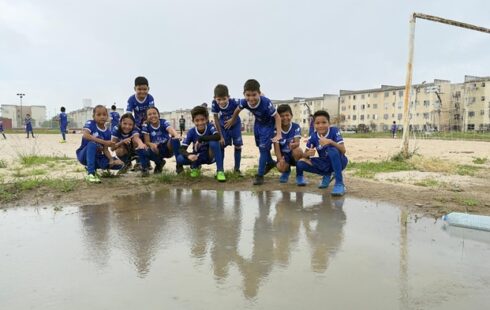 Crianças do Instituto Léo Moura são proibidas de treinar em arena no Macapaba