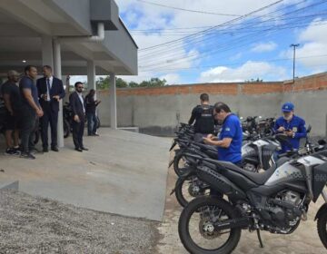 Promotores inspecionam motocicletas da operação que terminou com 7 mortes