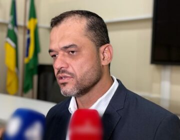 7 mortes: secretário responde sobre vítimas e o crime, ‘armas plantadas’ e advogada presa