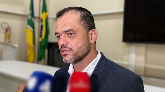 7 mortes: secretário responde sobre vítimas e o crime, ‘armas plantadas’ e advogada presa