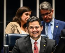 Royalties do pré-sal para permanência estudantil: proposta de Davi vai para sanção