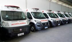 Clécio entrega 28 ambulâncias para hospitais e UPAs do Amapá