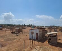 Justiça manda autoridades criarem plano de desocupação em loteamento invadido