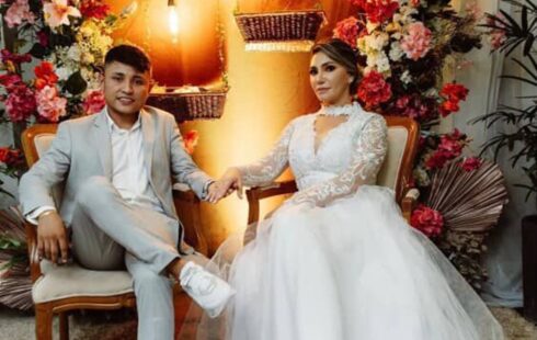 Polícia procura marido que degolou a esposa
