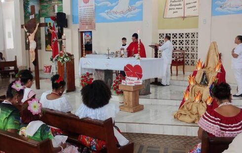 Marabaixeiros denunciam preconceito e racismo religioso de padre durante missa em Macapá