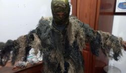 Plano de uso de roupa camuflada para lançar objetos ao Iapen é frustrado