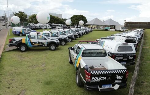 Em pacote de R$ 13 mi, Estado entrega viaturas blindadas, armas e drones para a PM