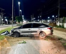 Ladrão de carro é preso depois de capotar em fuga alucinada