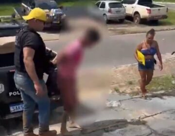 Homem é preso por tentar esfaquear a esposa na frente dos filhos em Laranjal do Jari