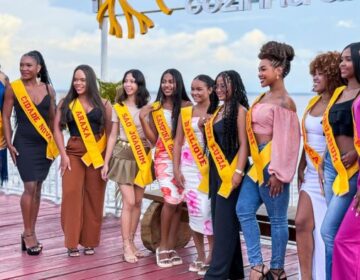 Candidatas à Musa Verão são apresentadas antes da grande final de domingo