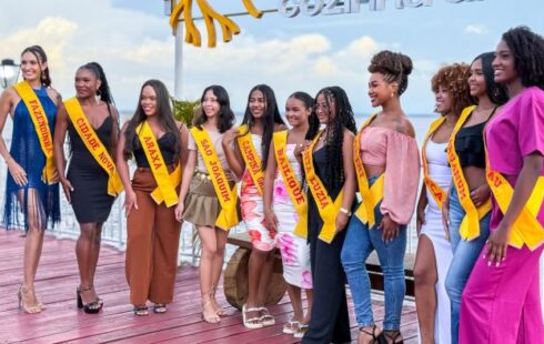 Candidatas à Musa Verão são apresentadas antes da grande final de domingo