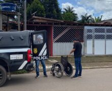 Cadeirante foragido e integrante de facção são presos em Santana