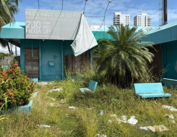 Abandonado, prédio da antiga Teleamapá vira ameaça à saúde pública