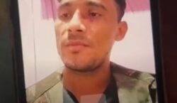 Bandido que matou policial em delegacia mantém reféns e faz live pedindo “respeito”