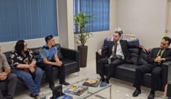 Estudante que revelou sonho de ser policial federal é recebido por delegados da PF
