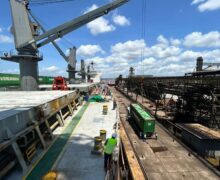 Navio chinês inaugura rota direta entre China e Brasil pelo Porto de Santana
