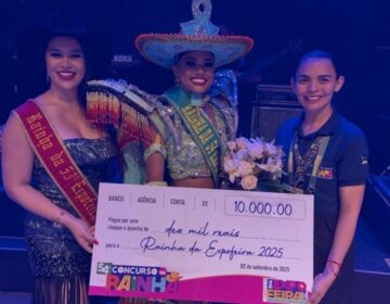 Glenda Larissa é coroada a nova Rainha da Expofeira do Amapá