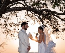 Com “sim” ao nascer do sol na orla de Macapá, casal emociona: “Lá foi nosso 1º beijo”