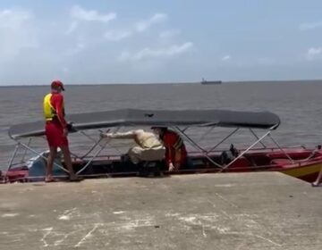 Bombeiros localizam corpo de homem desaparecido no Rio Amazonas