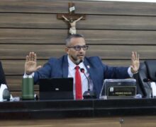 Após acordo, Dalua anula eleição antecipada e anuncia pleito para 2026